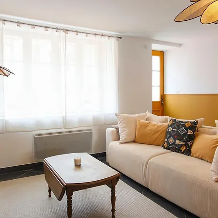 Holiday home Le Hullin - Avec Belle Terrasse *